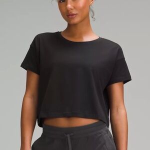 NWT Lululemon Cate Tee
